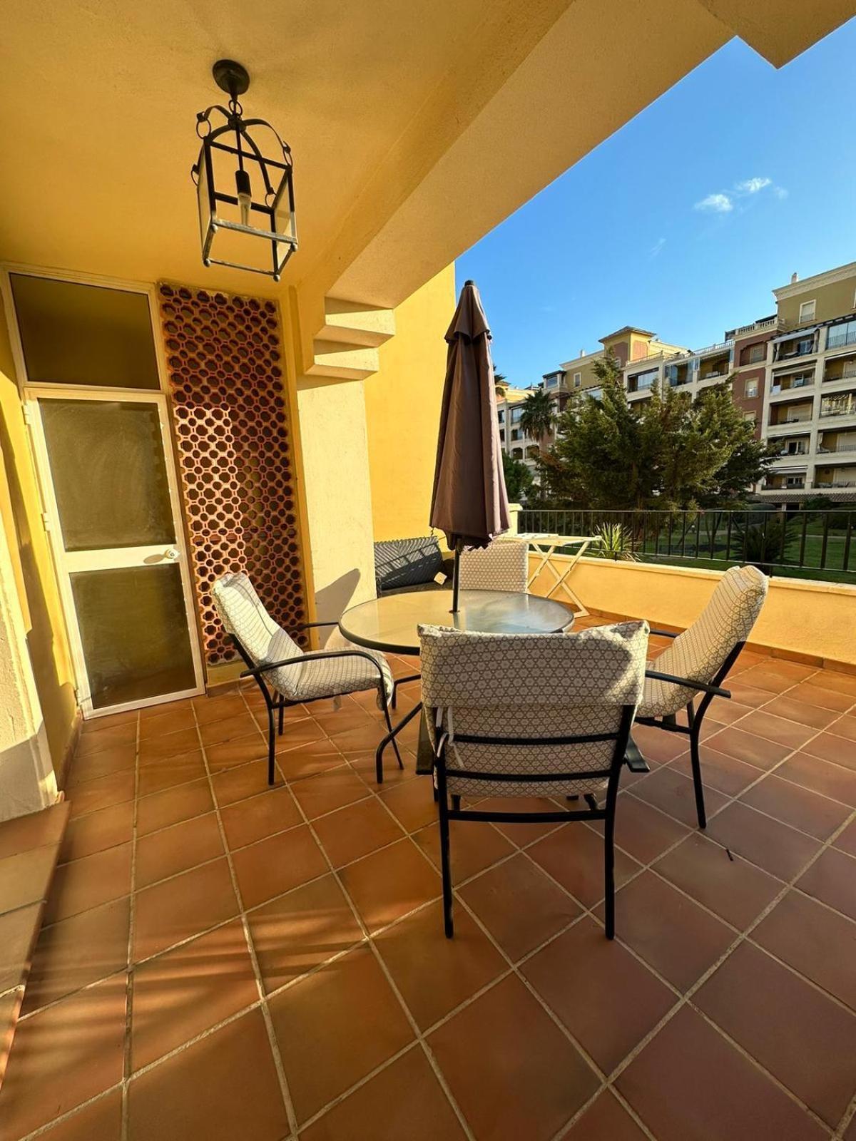 Bonito Apartamento En Primera Linea De Playa Исла Канела Екстериор снимка